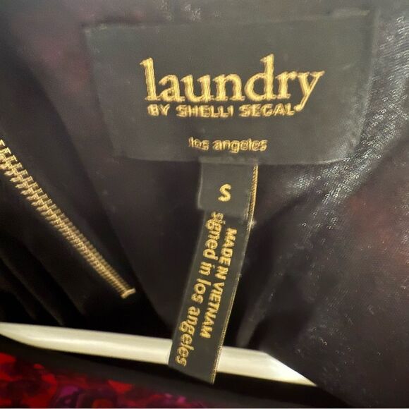 Laundry By Shelli Segal Red Sheath Dress with 3/4 Dolman Sleeves - Picture 4 of 5